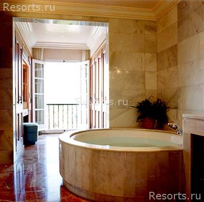 Gran Hotel Guadalpin Byblos 14